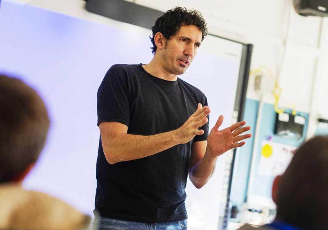 César Bona